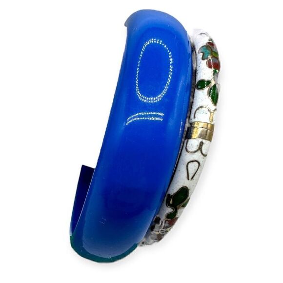 Two 2 bangle bracelets one blue and one white with blue - Picture 3 of 8